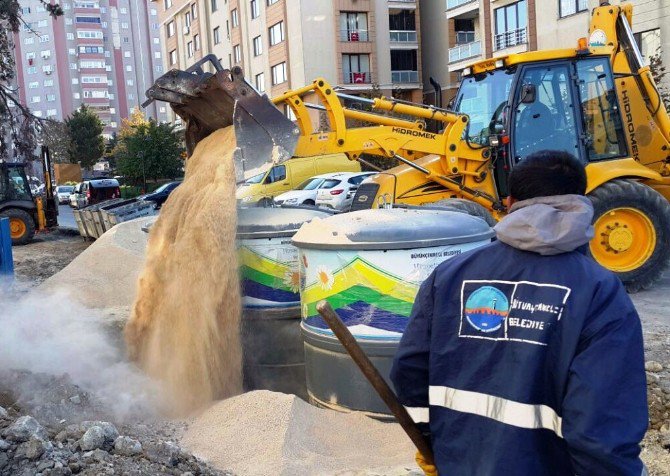 Büyükçekmece Belediyesi, Yeni Açılan Hastaneye Yeraltı Çöp Konteyneri Koydu