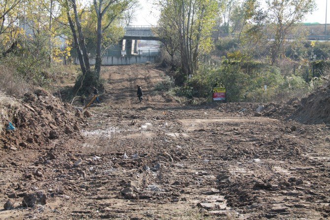 Edirne Belediyesi Üniversitelilere Yol Açıyor