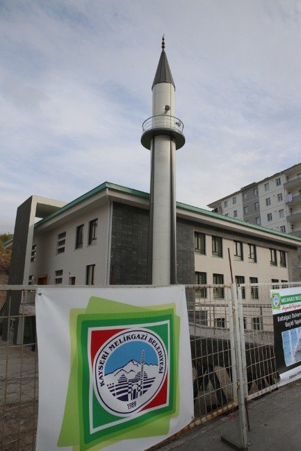 Mustafa Kürtüncü Camii Ve Kur’an Kursu Tamamlandı