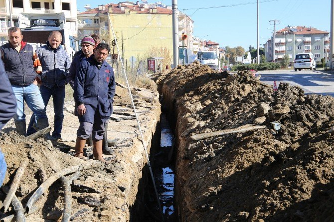 Kula 4 Eylül Mahallesi’ne Yağmur Suyu Hattı