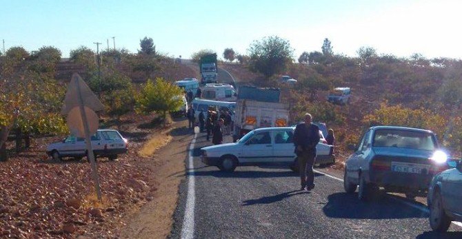 Şanlıurfa’da Trafik Kazası: 2 Ölü, 12 Yaralı