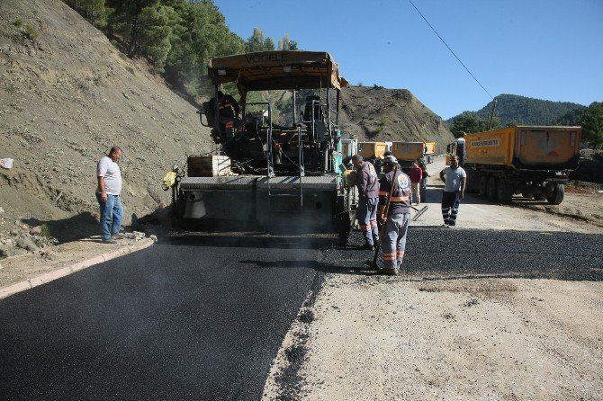 Büyükşehir’den Aladağ’a Asfalt Yol Hizmeti