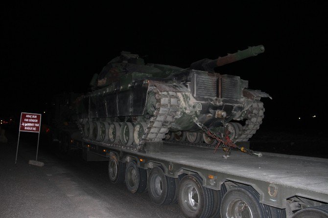 Ankara’dan Yola Çıkan Tanklar Silopi’de