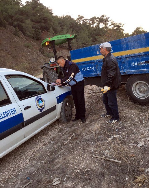 Bir Traktör İnşaat Pisliği 4 Bin Lirasına Mal Oldu