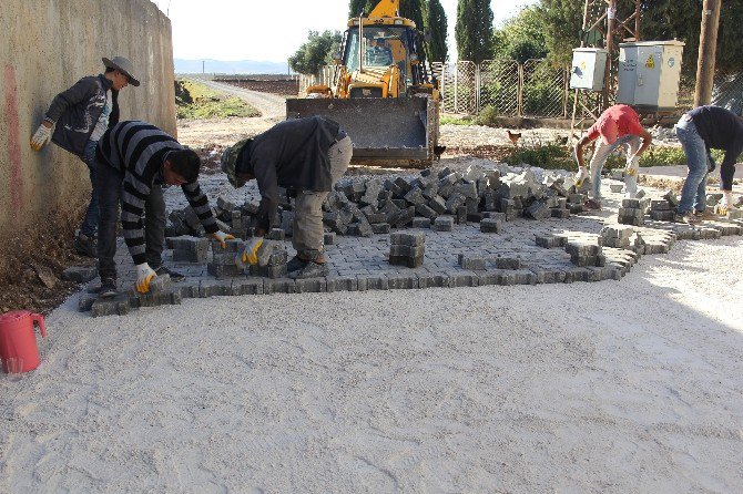 Eyyübiye Belediyesi Yol Yapımına Devam Ediyor