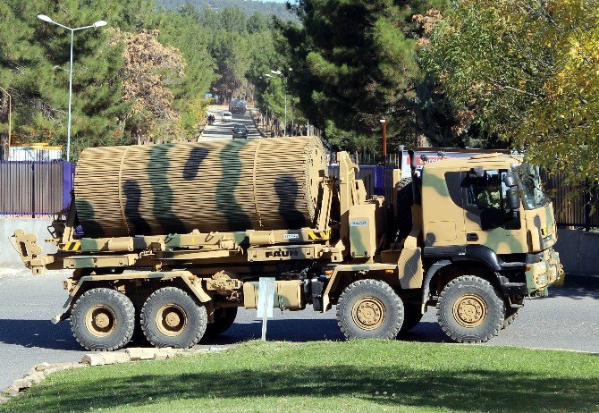 Suriye Sınırına Tanklar İçin Destek Aracı Gönderildi