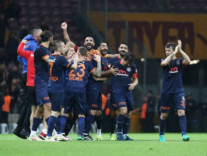 Galatasaray Evinde Kayıp