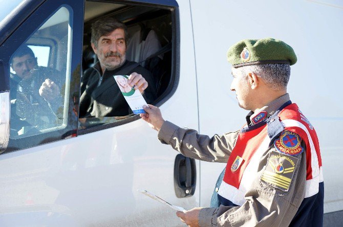 Jandarmadan Hayat Kurtaran Emniyet Kemeri Uyarısı