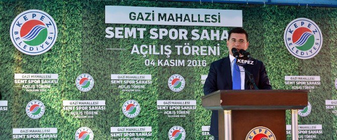 Tütüncü’den Çocuklara Sentetik Çim Saha