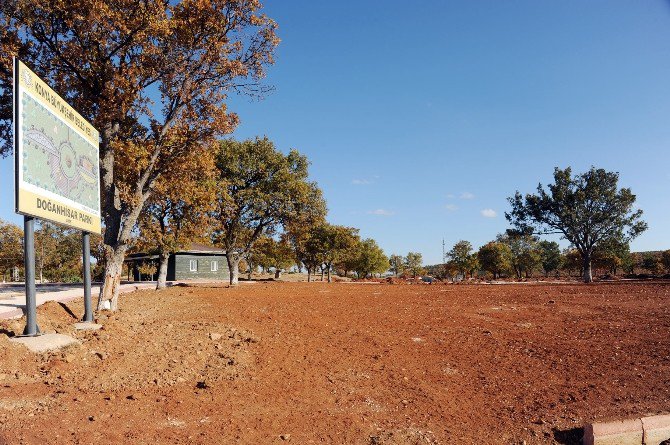 Büyükşehir’den Doğanhisar’a 25 Bin Metrekarelik Park