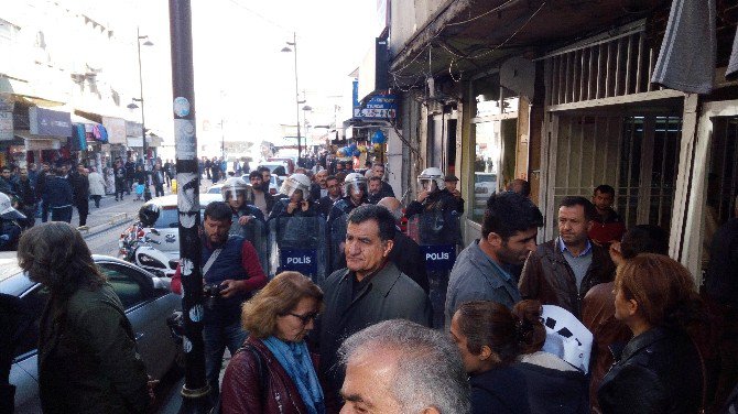 Hdp’lilerin İzinsiz Eylemine Polis Müdahalesi