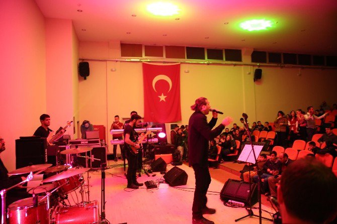 Köprübaşı’nda Muhteşem Konser