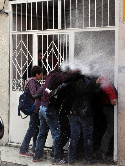 Hdp’lilere Antalya’da Polis Müdahalesi