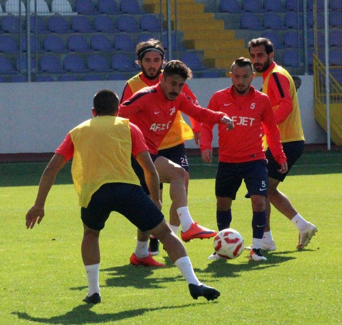 Afjet Afyonspor, Tarsus İdman Yurdu Maçı Hazırlıklarını Sürdürüyor