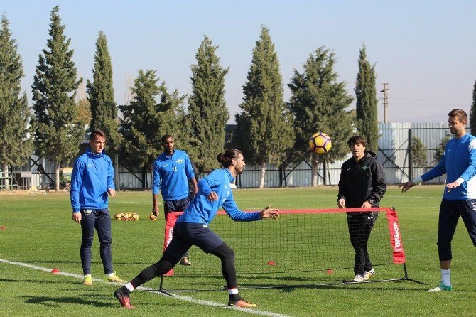 Akhisar Belediyespor, Fenerbahçe Maçı Hazırlıklarını Sürdürdü