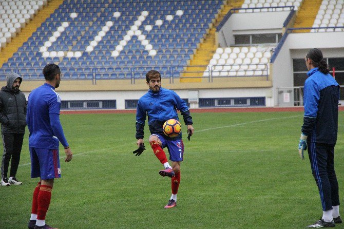 Karabükspor, Bursaspor Maçı Hazırlıklarını Tamamladı