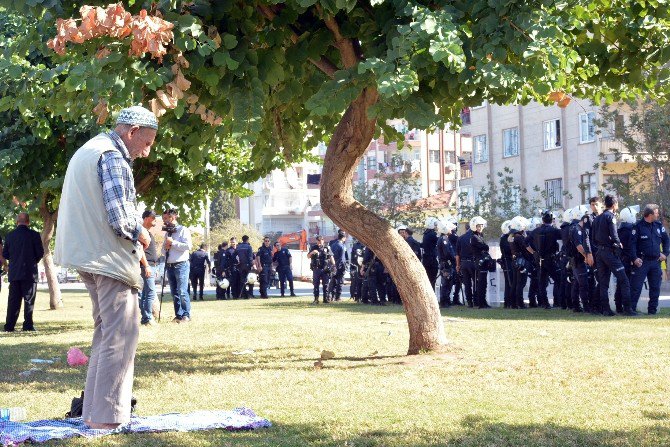 Toma Gölgesinde Namaz