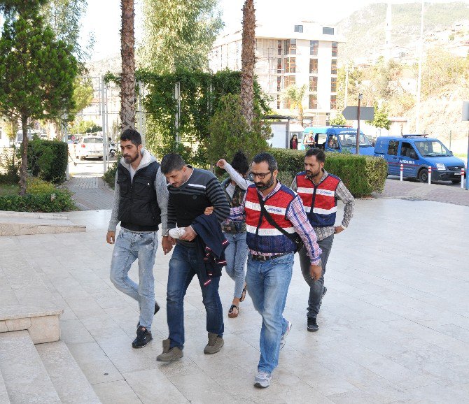 Alanya Jandarmasından Üç İlde Uyuşturucu Operasyonu: 11 Gözaltı