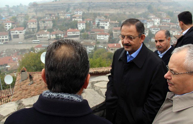 Bakan Özhaseki: “Kandilin Emrine Girip Onların Sözcülüğüne Soyunursanız Bunun Sonu Yok”