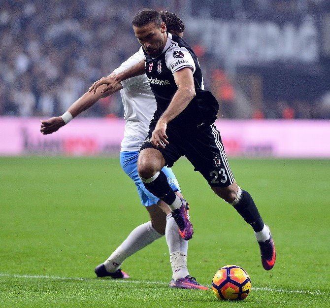 Kartal Arena’da Uçtu