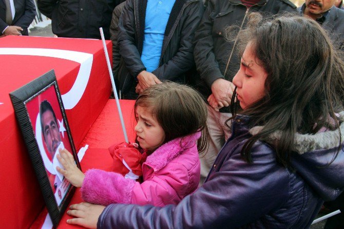 Şehit Polis İsmail Mavitaş’ı Binler Uğurladı