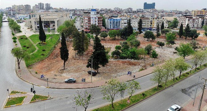 Tarık Akan’ın İsmi Antalya’da Yaşayacak