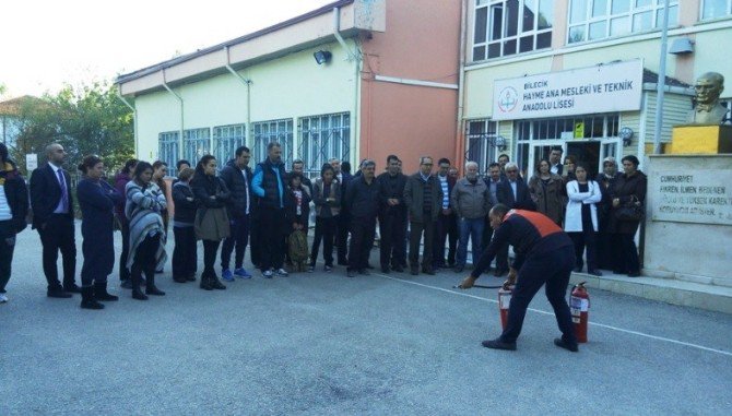 Bilecik Hayme Ana Mesleki Ve Teknik Anadolu Lisesi’nde Yangın Tatbikatı