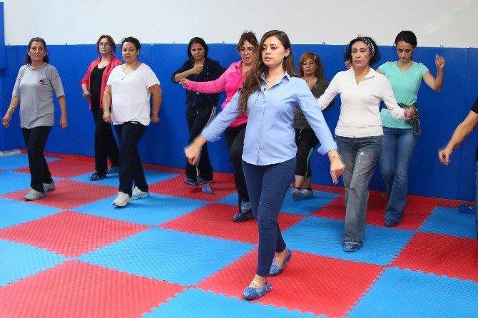 Bayraklı’da Halk Oyunları Seçmelerine Yoğun İlgi