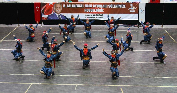 Bayraklı’da Halk Oyunları Seçmelerine Yoğun İlgi