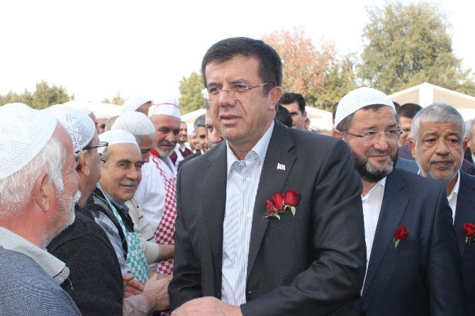 Bakan Zeybekci, Hdp’lilerin Meclis’ten Çekilme Kararını Değerlendirdi