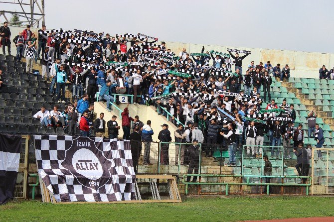 Altay, Deplasmanda Kayıp