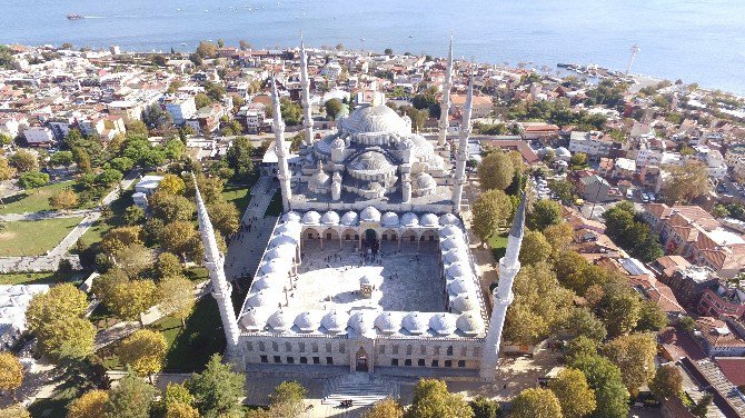 Restorasyonu Tamamlanan Sultanahmet Camii Havadan Görüntülendi