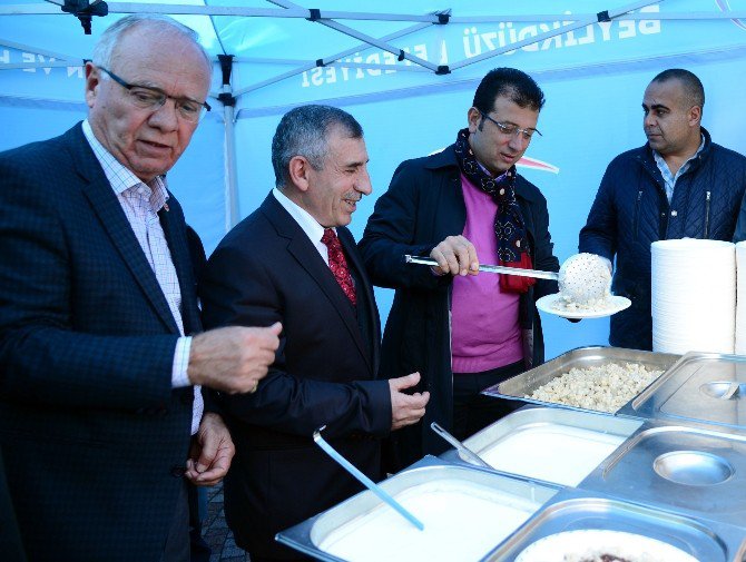 Beylikdüzü’nde Mantı Festivali’nde 4 Bin Kişilik Mantı Dağıtıldı