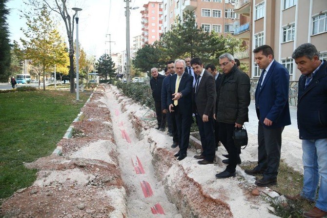 Bisiklet Yolu İçin Engeller Aşılıyor