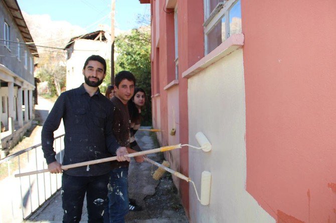 Kardeş Okula Tamir Ve Tadilat Yaptılar