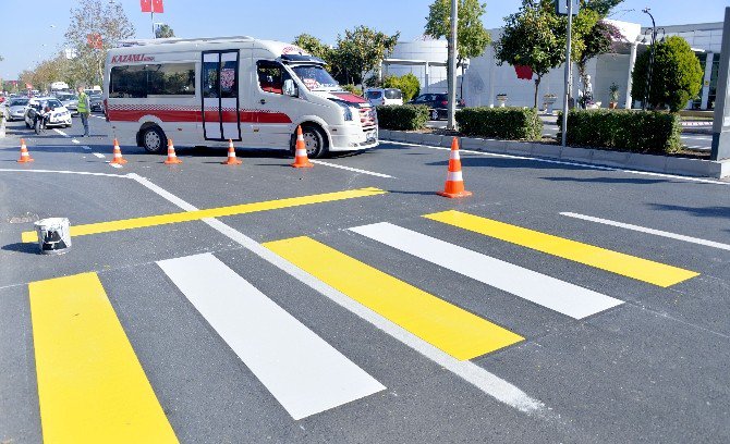 Mersin’de Trafik Hizmetleri Kent Genelinde Sürüyor