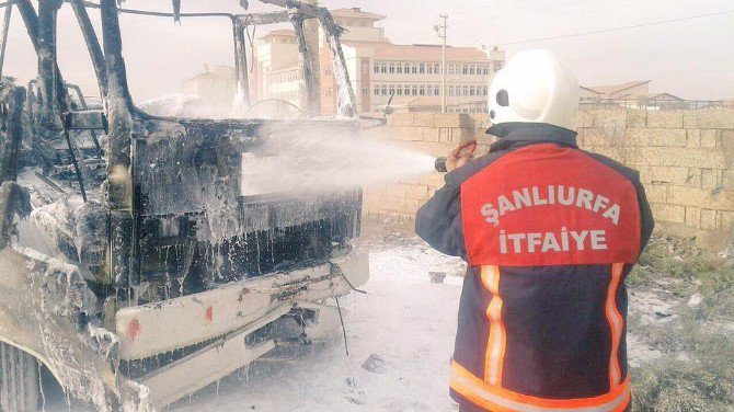 Ateşle Oynayan Çocuklar Kamyonu Yaktı