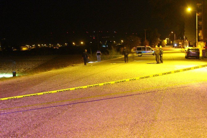 Polis Gece Yarsı, Yeni Sürülmüş Bamya Tarlasında Delil Aradı