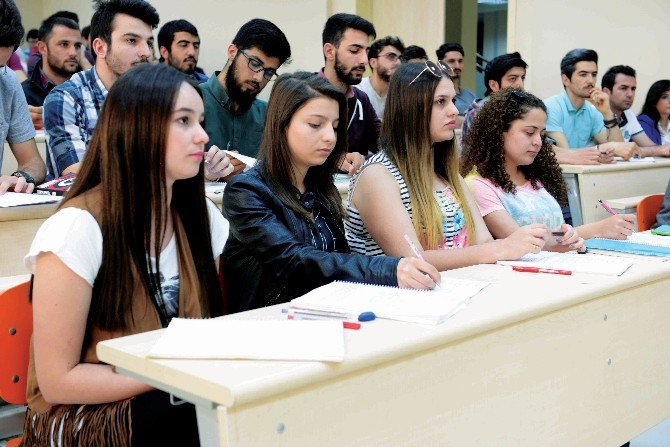 Öğrencilerin Kariyer Planlaması Bu Merkezde Yapılacak