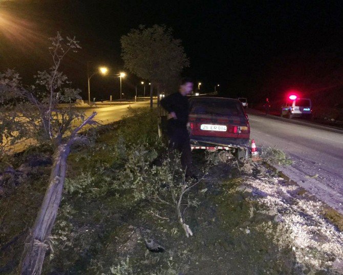 Polisten Kaçan Sürücü Kaza Yaptı: 3 Yaralı