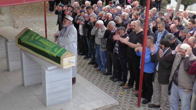 Silahla Vurulan Şizofreni Hastası Toprağa Verildi