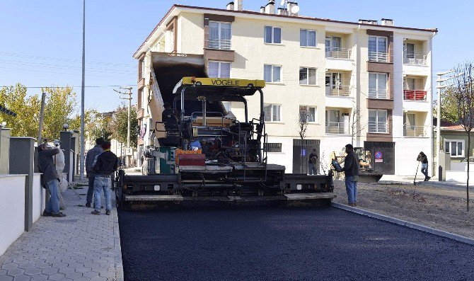 Tepebaşı Yol Çalışmalarına Ağırlık Veriyor