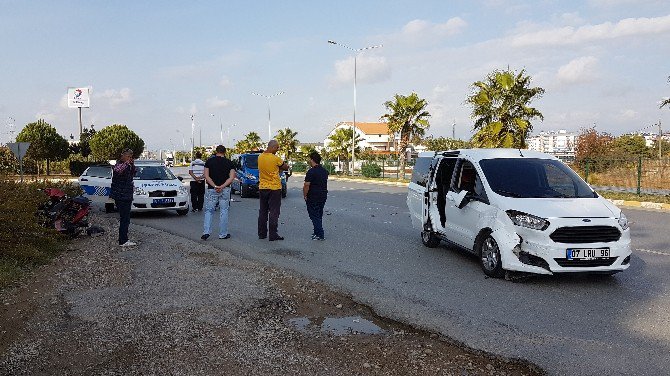 Manavgat’ta Trafik Kazası:1 Yaralı