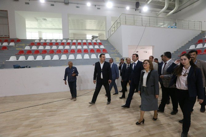 Büyükşehir, Gaziantep’e Yeni Bir Spor Salonu Kazandırdı