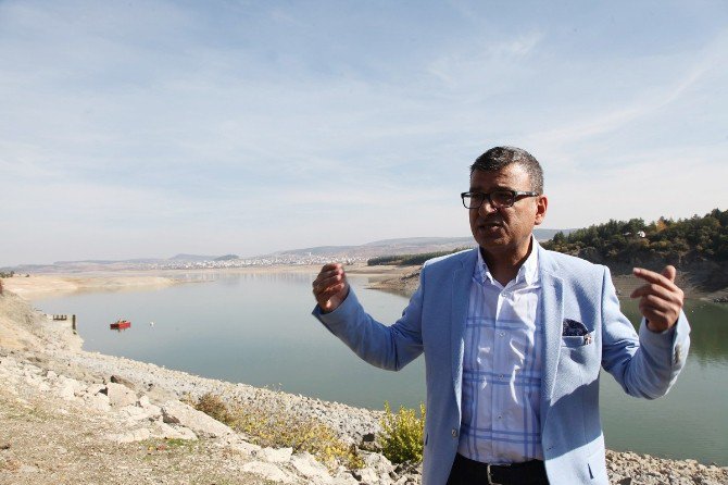 Gaski Müdürü Ve Yöneticileri Yağmur Duasına Çıktı