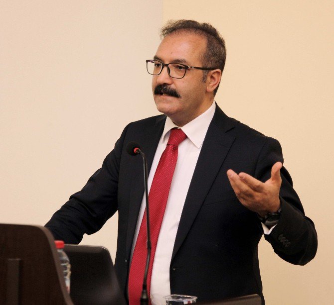 Rektör Prof. Dr. Gür: