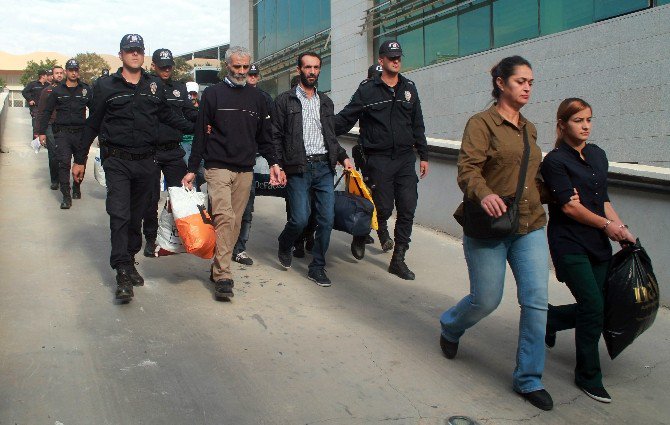 Mersin’de Bombacılara Yardım Ve Yataklıktan 3 Kişi Tutuklandı