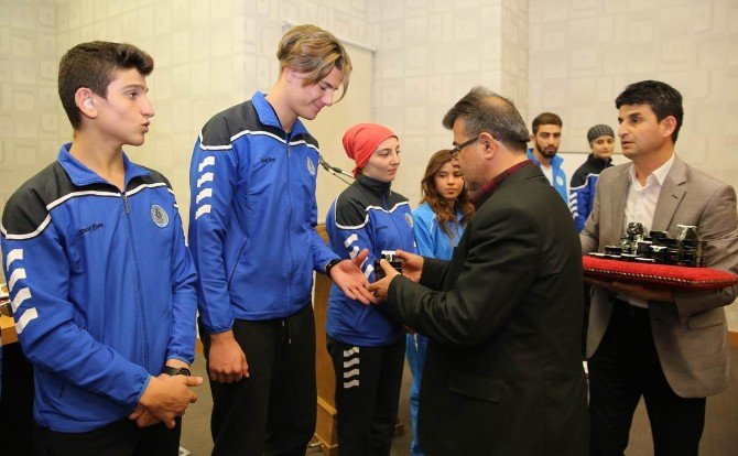 Selçuklu Belediyesi Spor Kulübü’nün Başarılı Sporcuları Ödüllendirildi