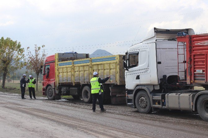 Sürücülere 10 Günde 26 Bin Tl Ceza