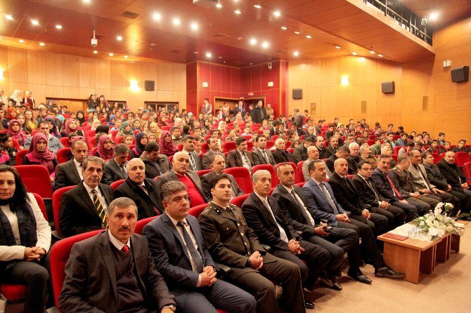 Ahlat’ta 10 Kasım Atatürk’ü Anma Programı